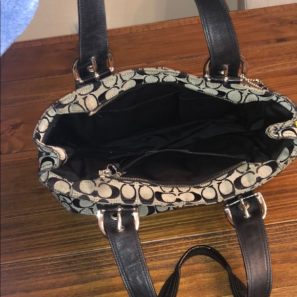 Had bag - Picture 3 of 6